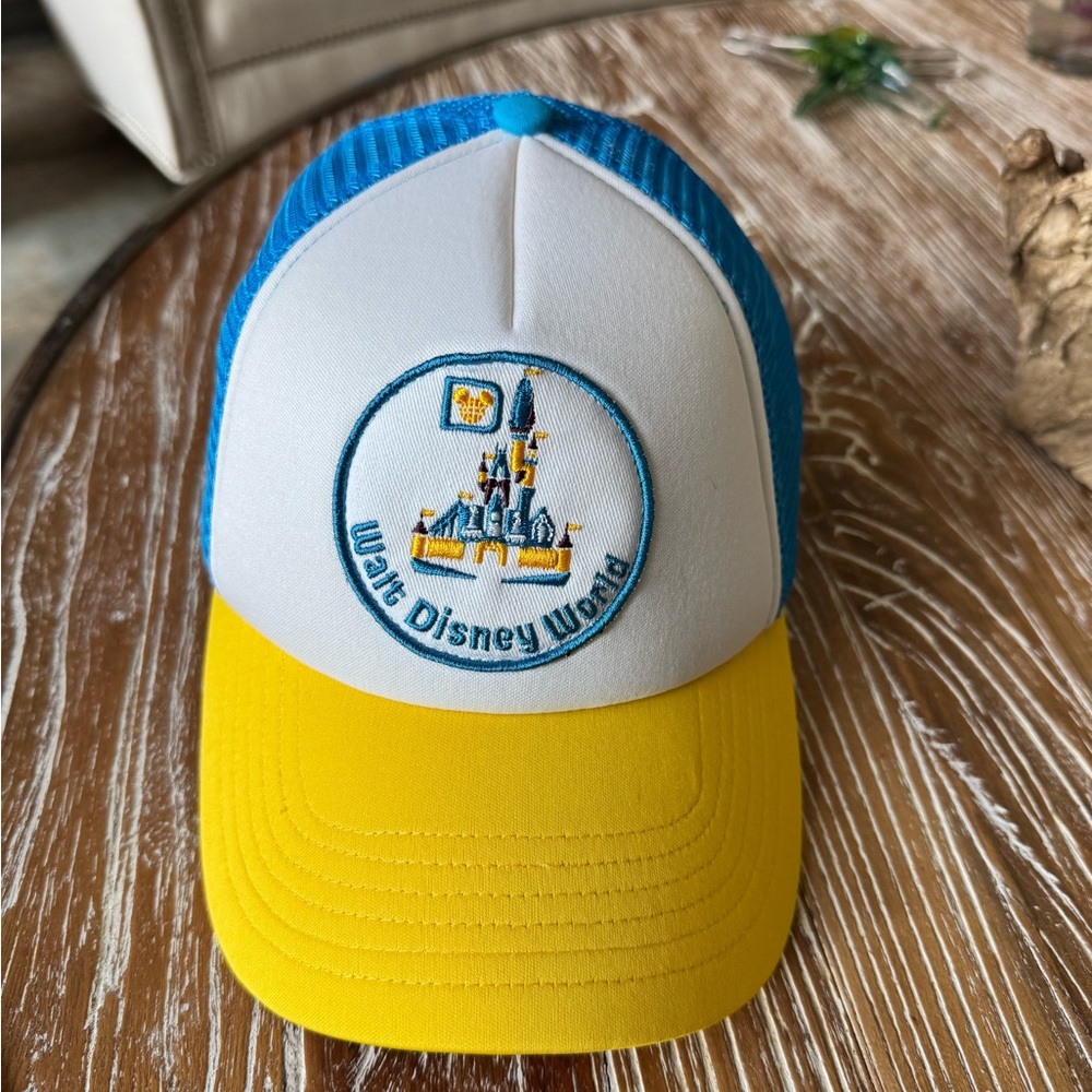 NWT Disney Parks Walt Disney World Retro Trucker Hat